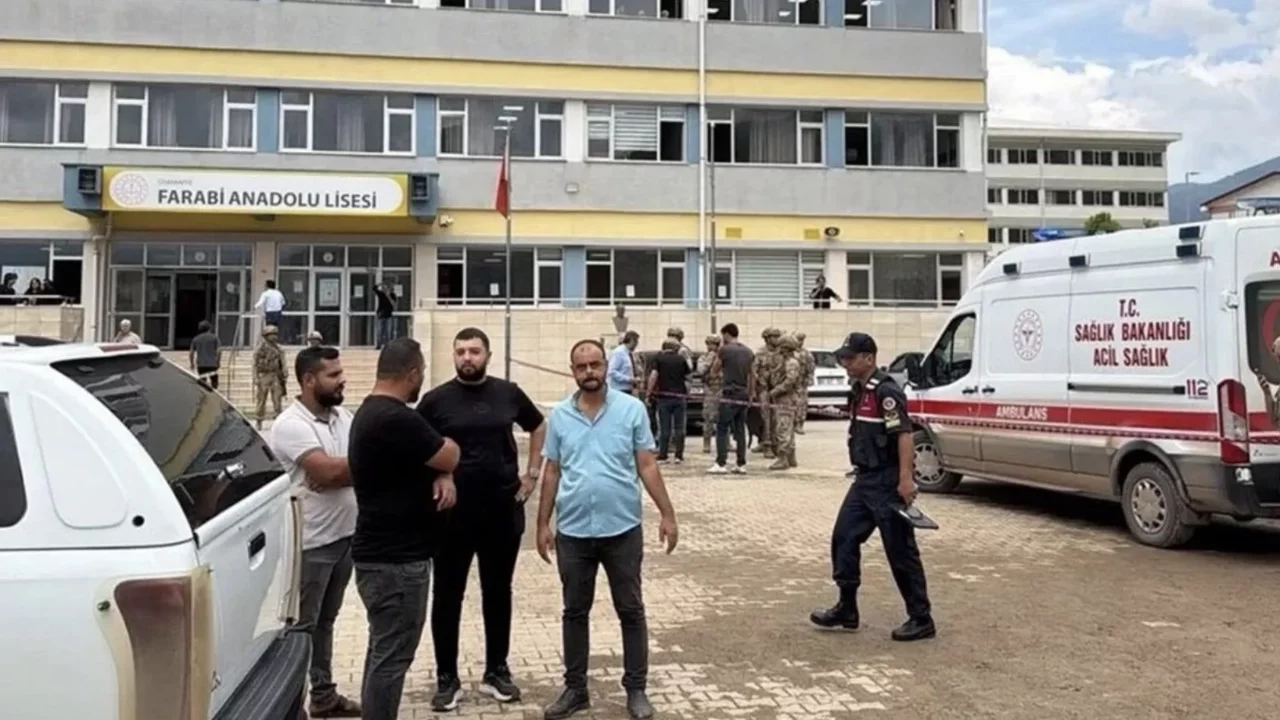 Osmaniye'de yeğeni tarafından okul bahçesinde silahla vurulan öğretmen hayatını kaybetti