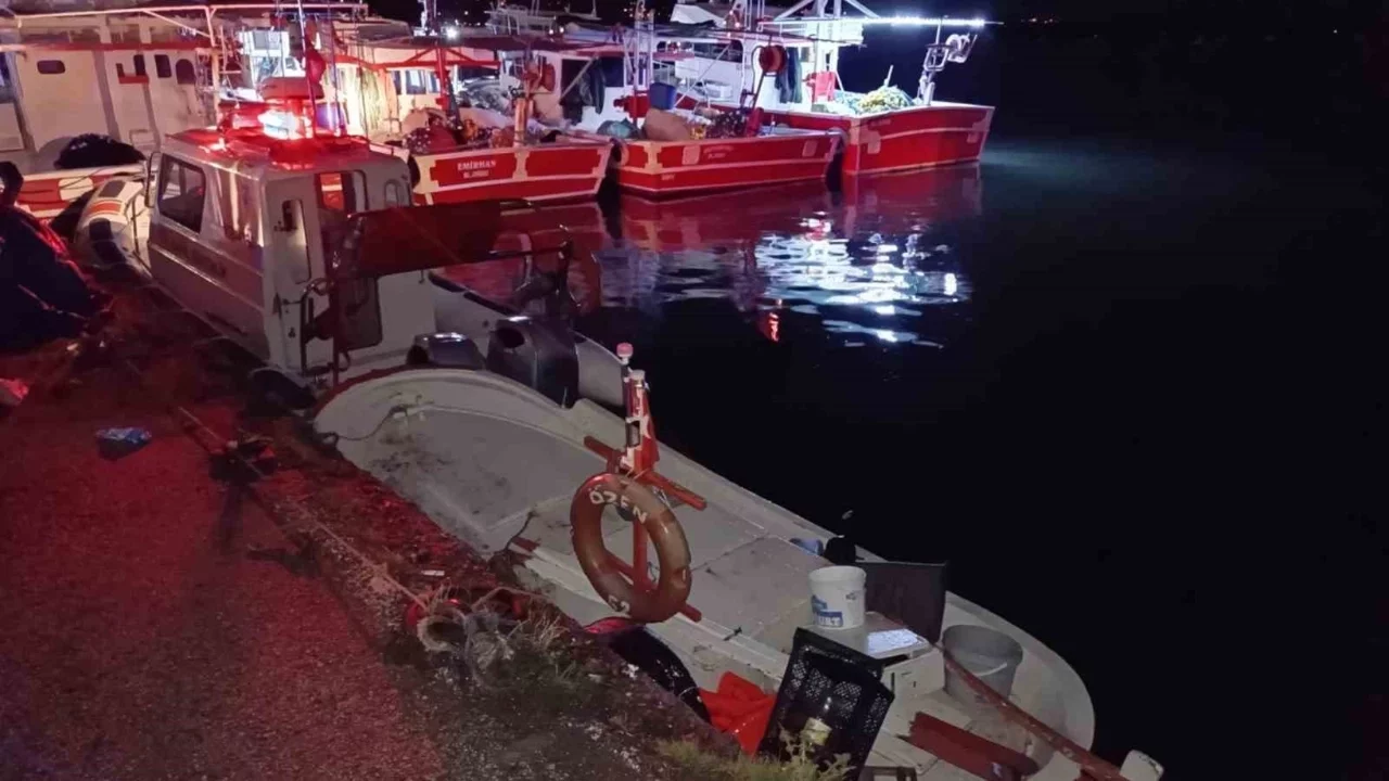 Amatör balıkçının kayığı kıyıya vurdu, cesedi denizde bulundu