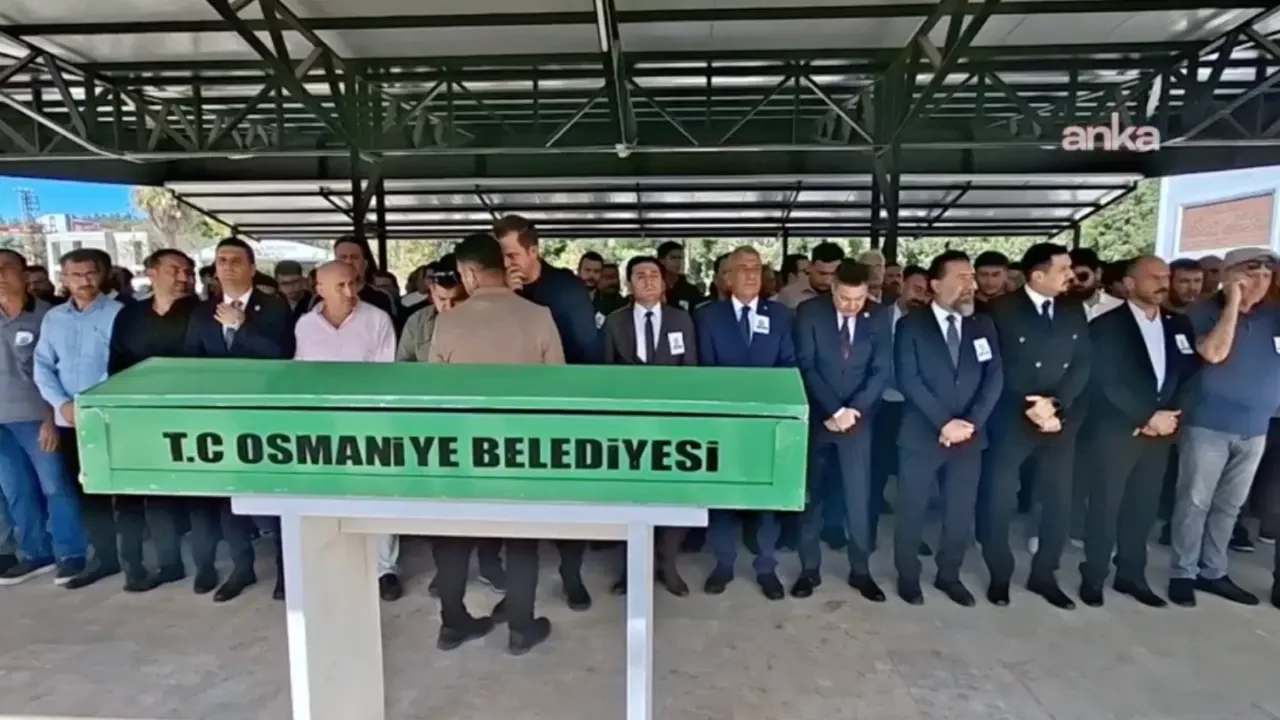 Okulda saldırıya uğrayan öğretmen Mehmet Bilgili son yolculuğuna uğurlandı