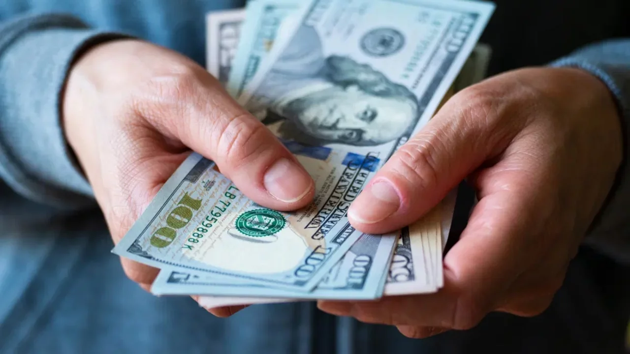 Dolar kuru gerilimden besleniyor