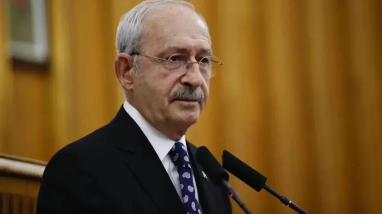Kılıçdaroğlu hakkındaki "suçu ve suçluyu övme" davası: Duruşmaya katılmazsa yakalama ya da zorla getirilme kararı çıkartılacak