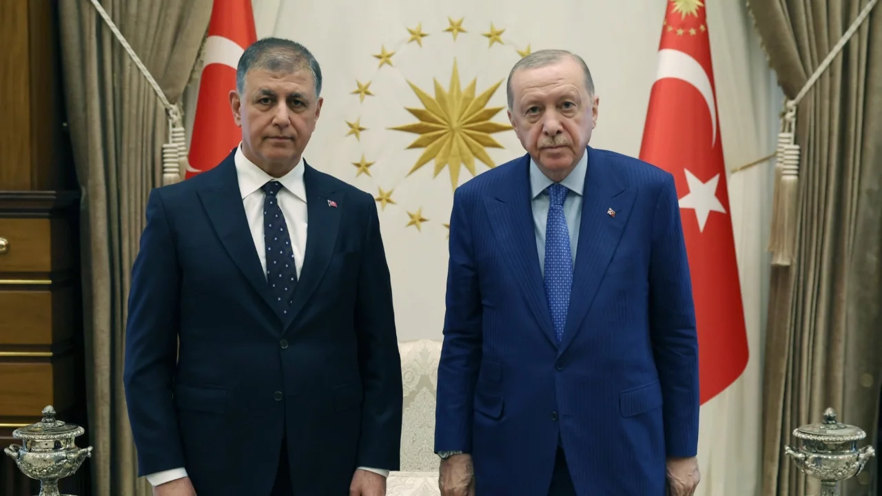 Beştepe'de dikkat çeken görüşme: Cemil Tugay Cumhurbaşkanı Erdoğan ile bir araya geldi