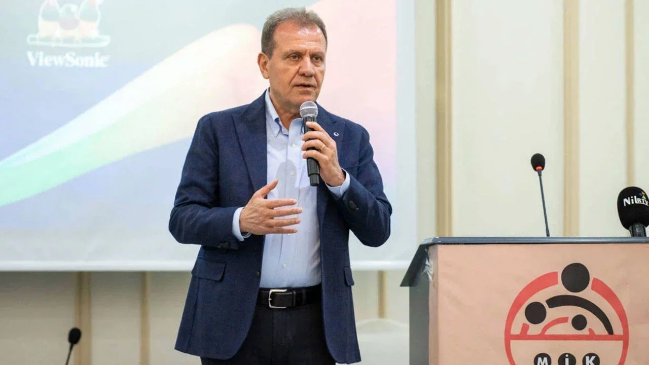 Mersin Büyükşehir Belediye Başkanı Vahap Seçer gözaltına alındı