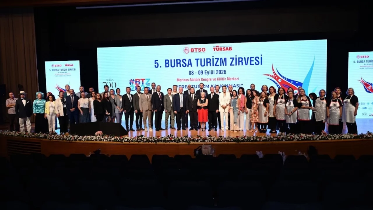 Turizmde büyümenin formülü Bursa'da konuşuldu: "Altyapı yoksa turizm de olmuyor"