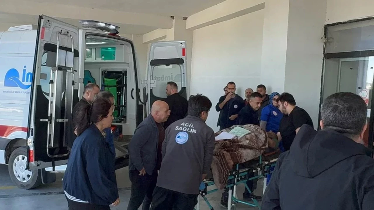Soma'da maden ocağında göçük: 2 işçi kurtarıldı, 5 işçi mahsur kaldı