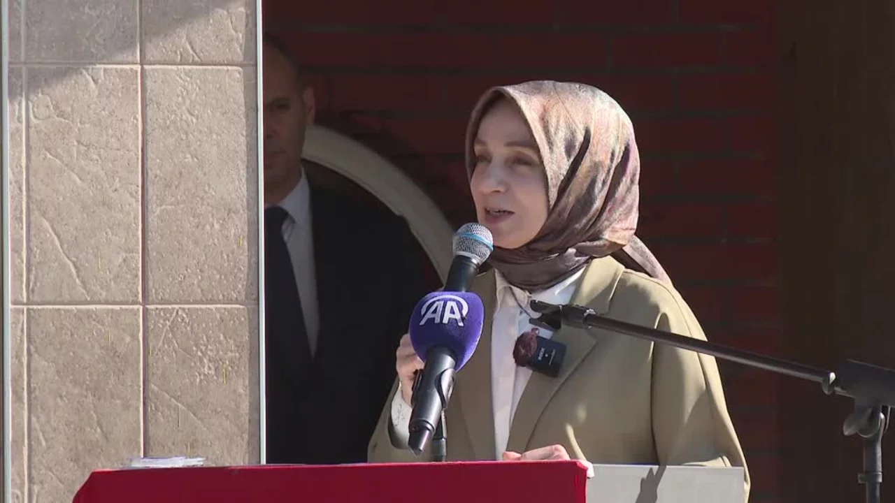 AK Parti Grup Başkanvekili Usta, Bursa'da kütüphane açılışında konuştu:
