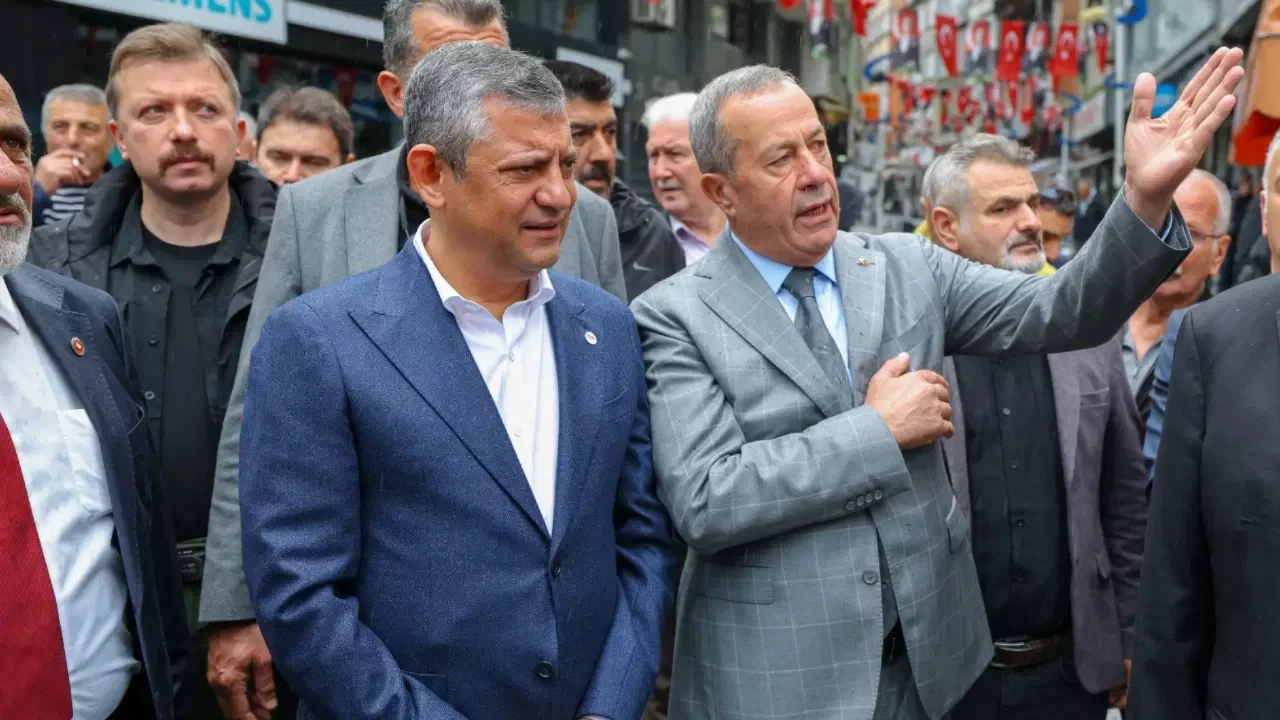Özgür Özel Rize'de selden zarar gören esnafı ziyaret etti