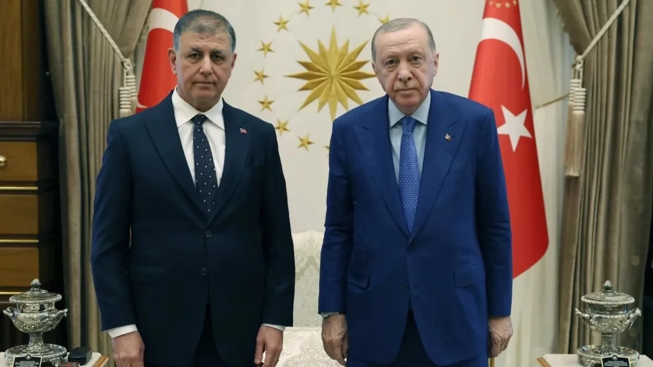 Cemil Tugay AK Parti'ye mi katılıyor? Gözler 7 Ekim'de