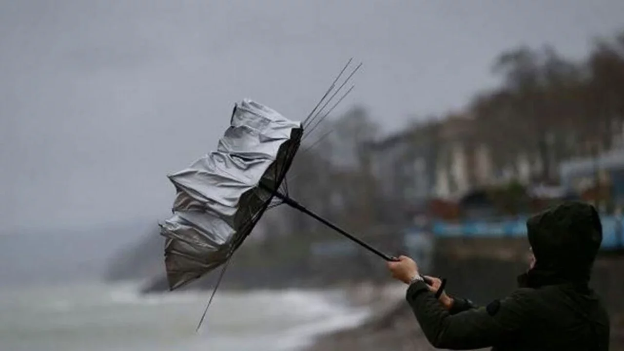 Meteoroloji'den sağanak ve kuvvetli rüzgar uyarısı