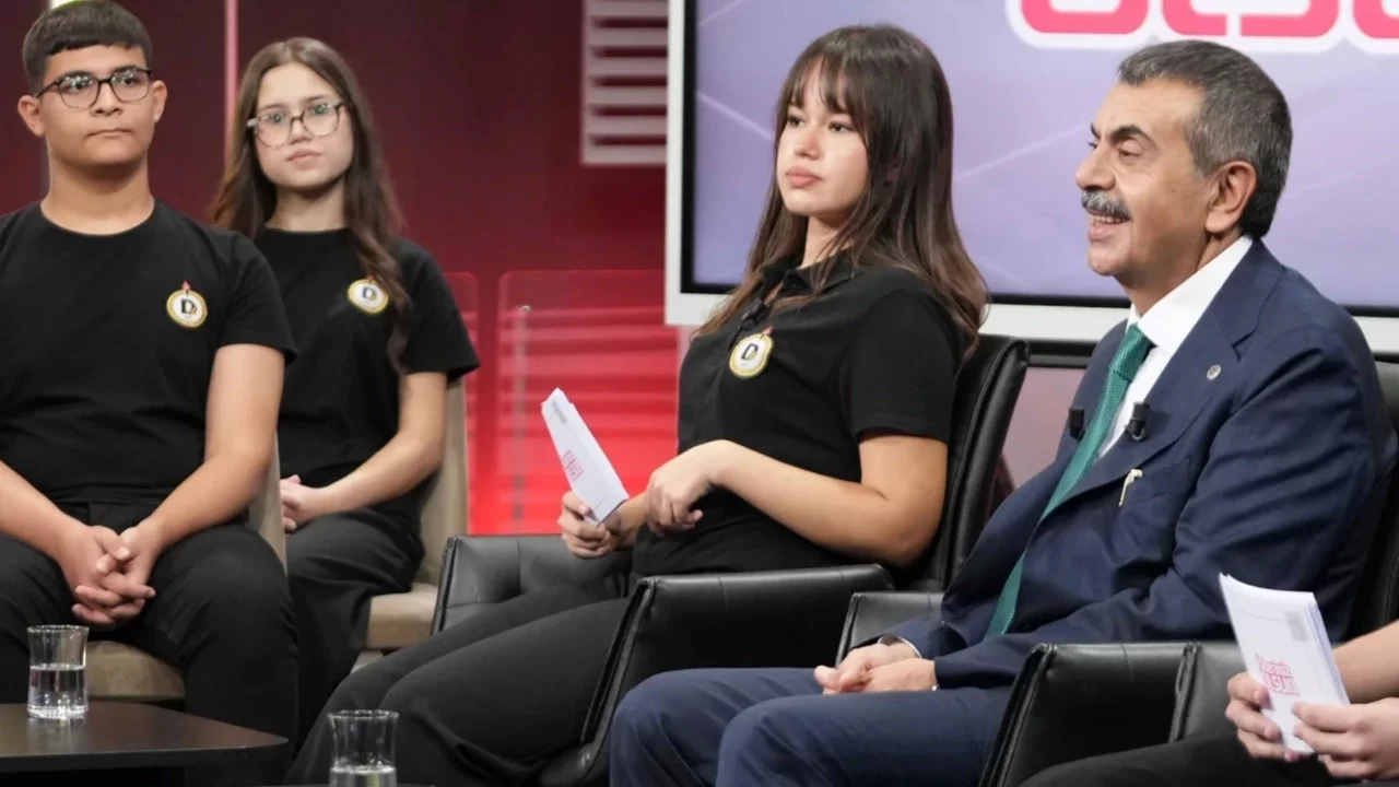 YKS değişiyor mu? Bakan Tekin'den açıklama geldi