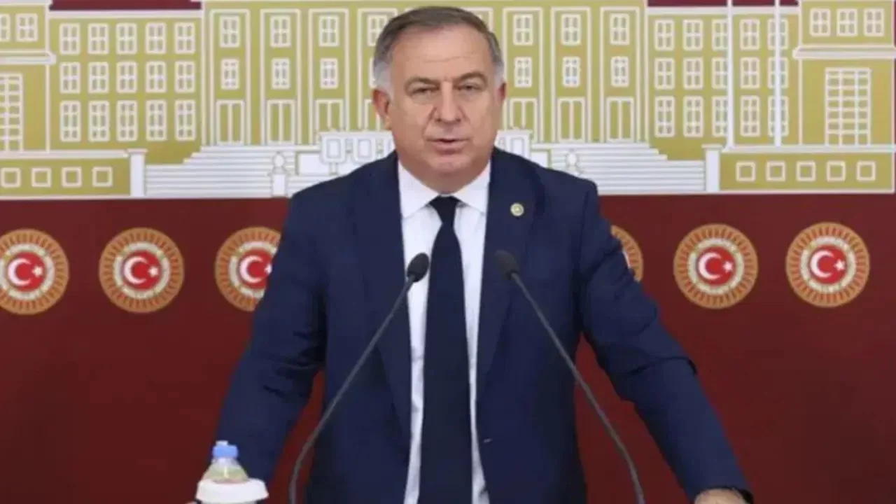 YENİ Partili Gökan Zeybek'ten çarpıcı mesajlar... 'Tera-Adil Varlık ilişkisini' sordu: 'Karşımıza...