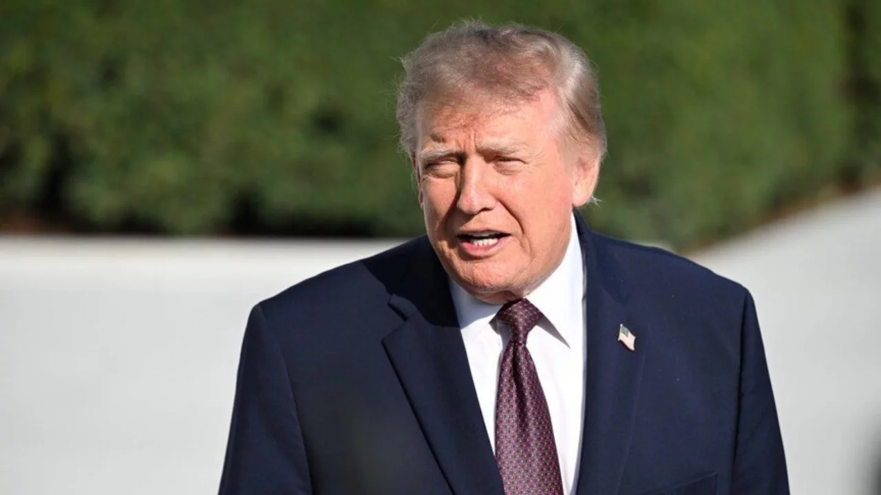 Trump, İran'la ilgili "karar aşamasında" olduğunu belirtti