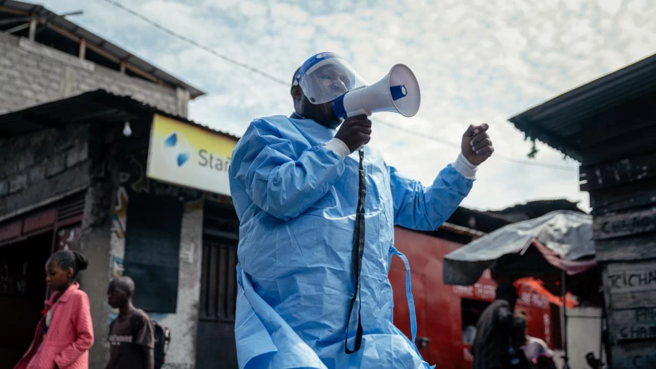 Ebola salgınında vaka sayısı 8 bin 544'e yükseldi