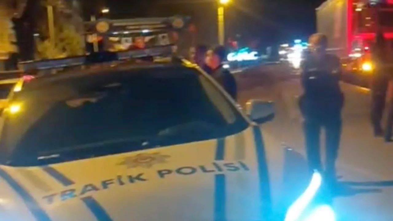 Tırın altında kalan 16 yaşındaki motosikletli hayatını kaybetti