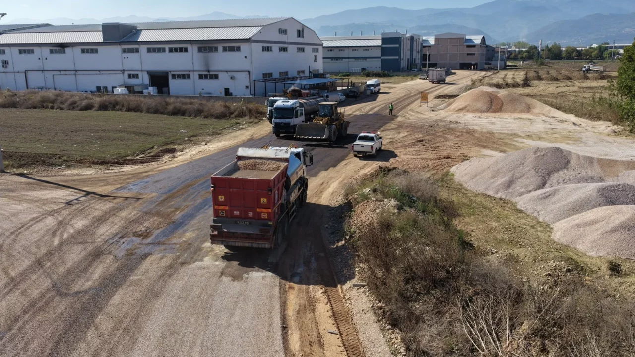 Bursa Büyükşehir'den İnegöl'e 7 kilometrelik yeni yol