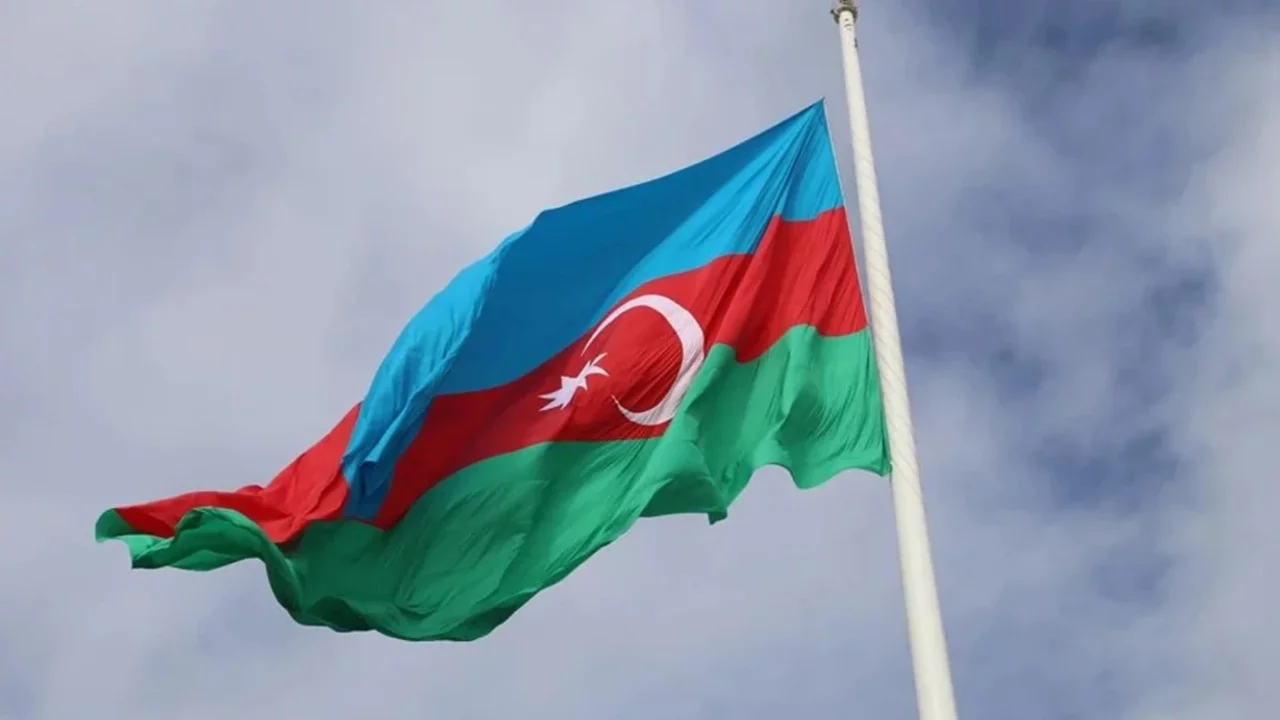 Azerbaycan'dan Batı medyasına 'August Hanning' tepkisi
