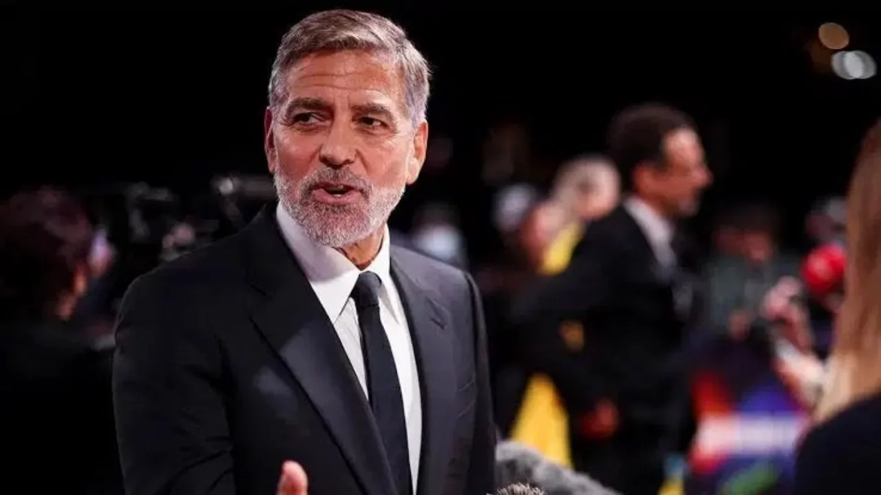 George Clooney Fransa'da yeni bir kariyer adımına hazırlanıyor
