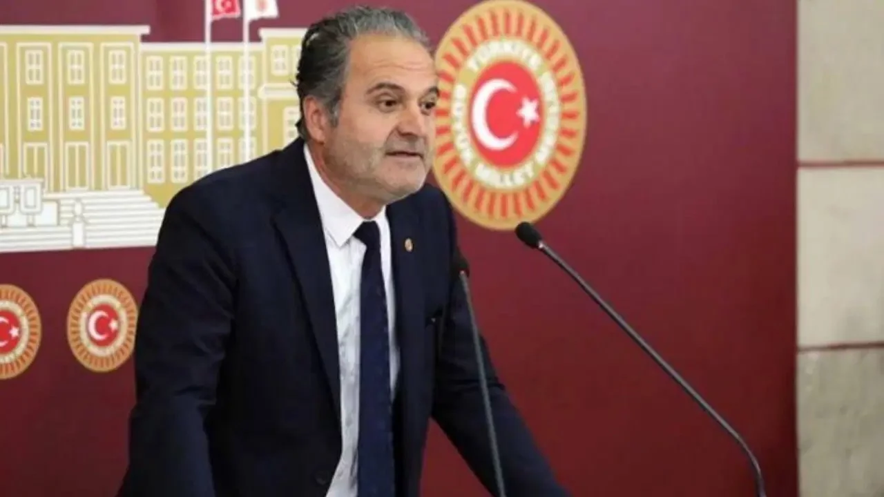 İskender Bayhan'dan Cumhurbaşkanı Yardımcısı Yılmaz'a: 'Bu ülkenin işçileri size niye güvensin?'
