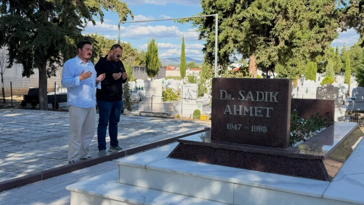 Yeniden Refah Partisi Gençlik Kolları Başkanı Selçuk Efe'den Batı Trakya ziyareti