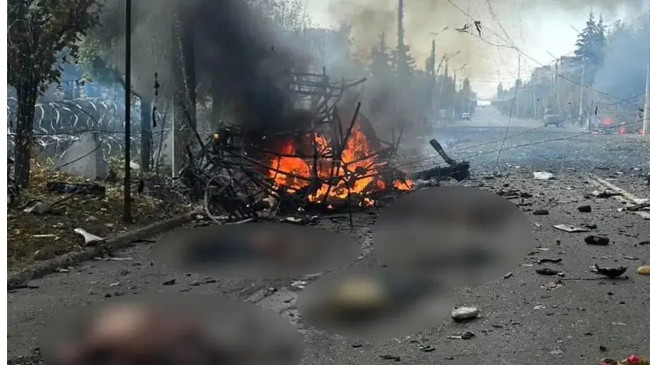 Ukrayna'da otobüs durağına saldırı: 33 kişi öldü, 18 kişi yaralandı