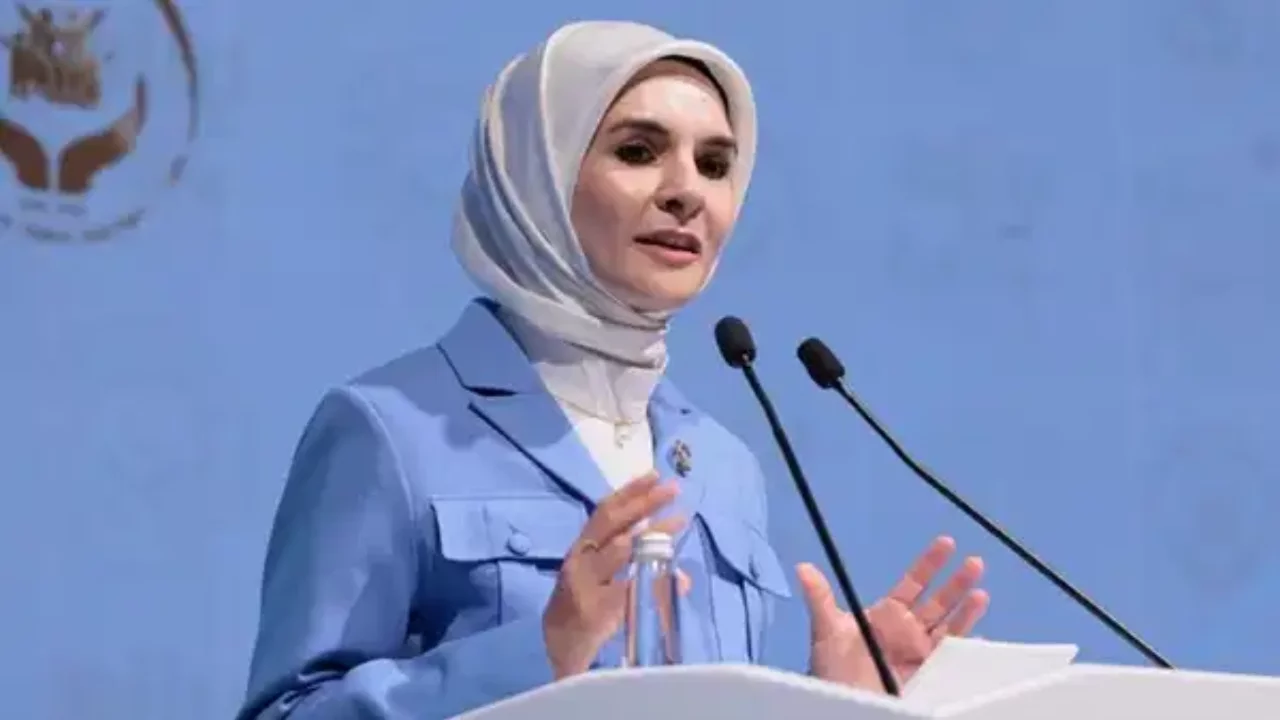 Adı fon iddialarıyla anılan Bakan Mahinur Özdemir Göktaş'tan açıklama