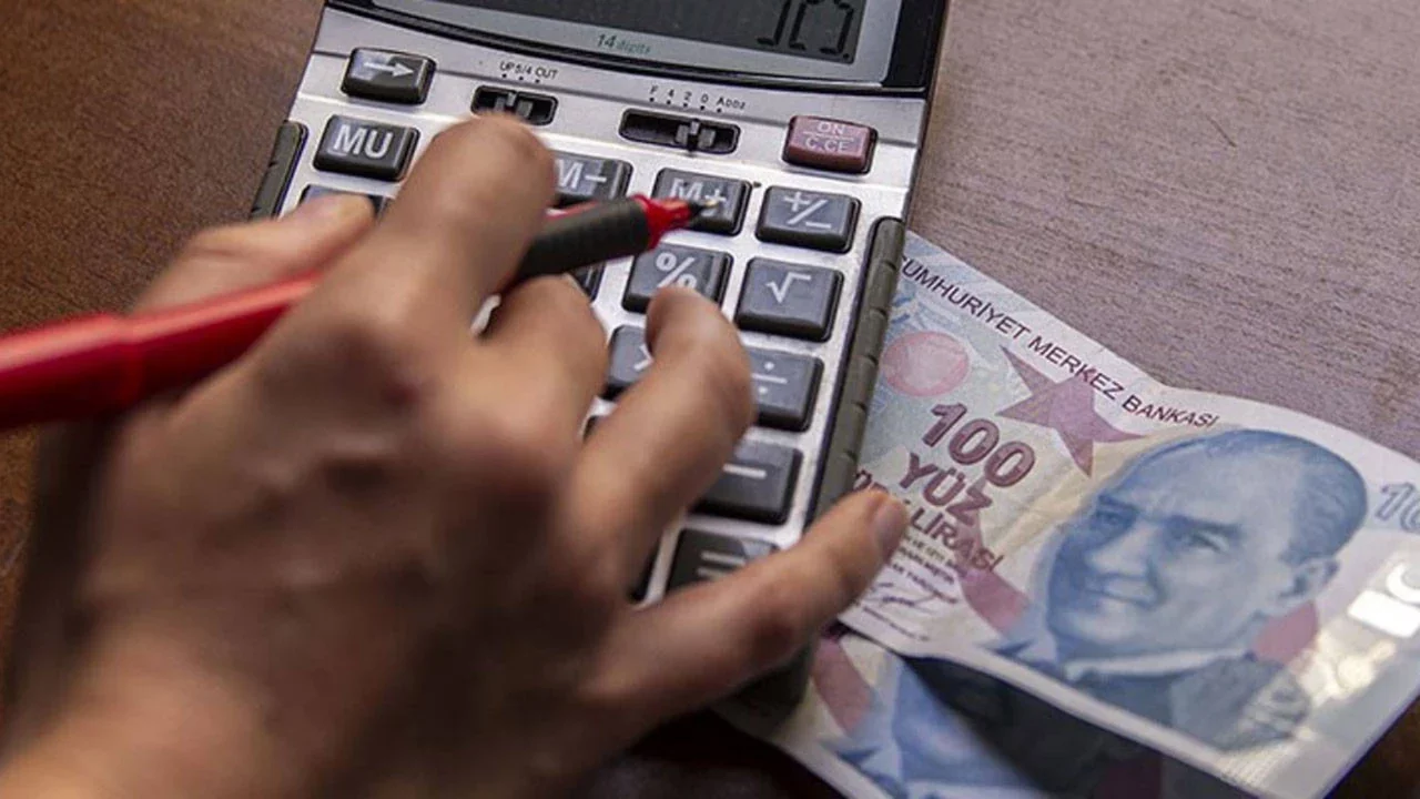 Vatandaşın borcu 7 trilyon lirayı aştı! Kredi kartı ve ihtiyaç kredilerinde dikkat çeken artış