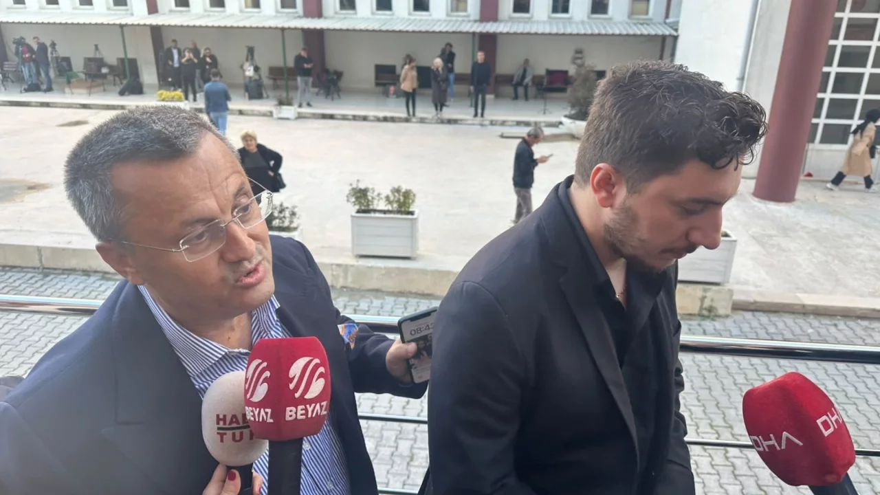 Güllü davasında ikinci duruşma bugün: Oğlu Tuğberk Yağız Gülter adliyeye geldi