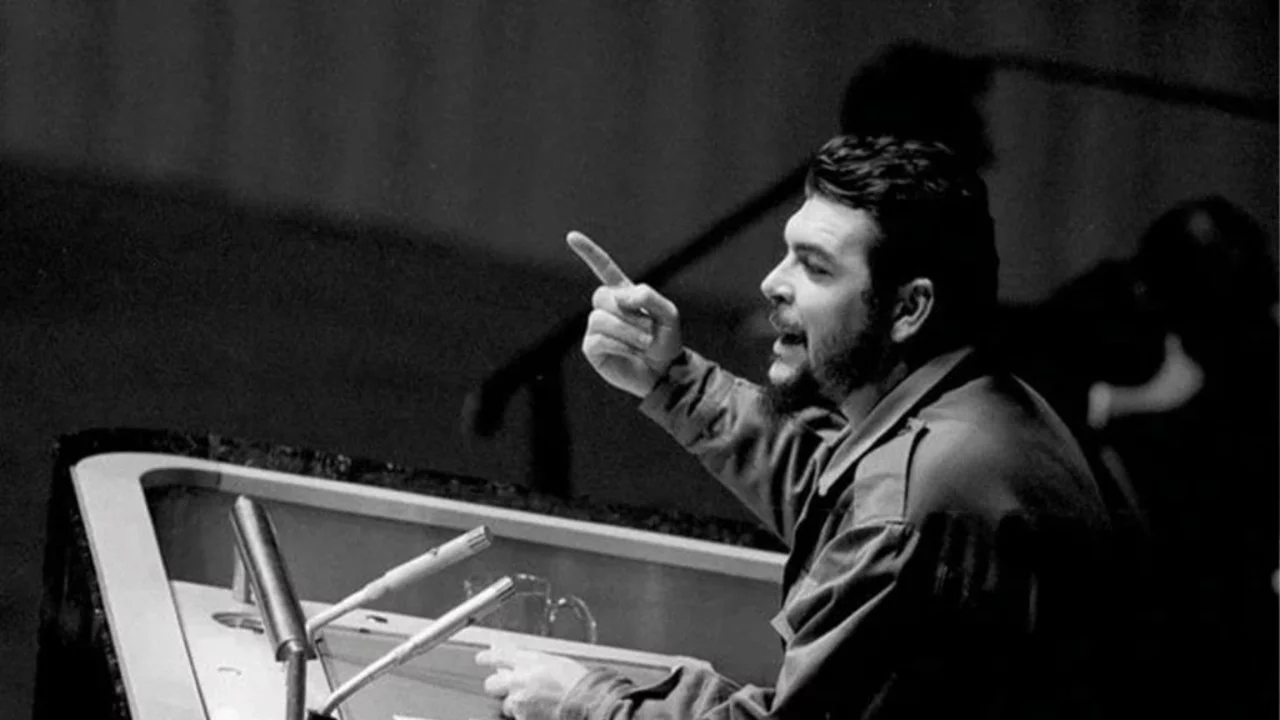 Che Guevara 59 yıl önce bugün öldürüldü: "Dünyanın her yerindeki haksızlığı kendi yüreğinizde duyun"