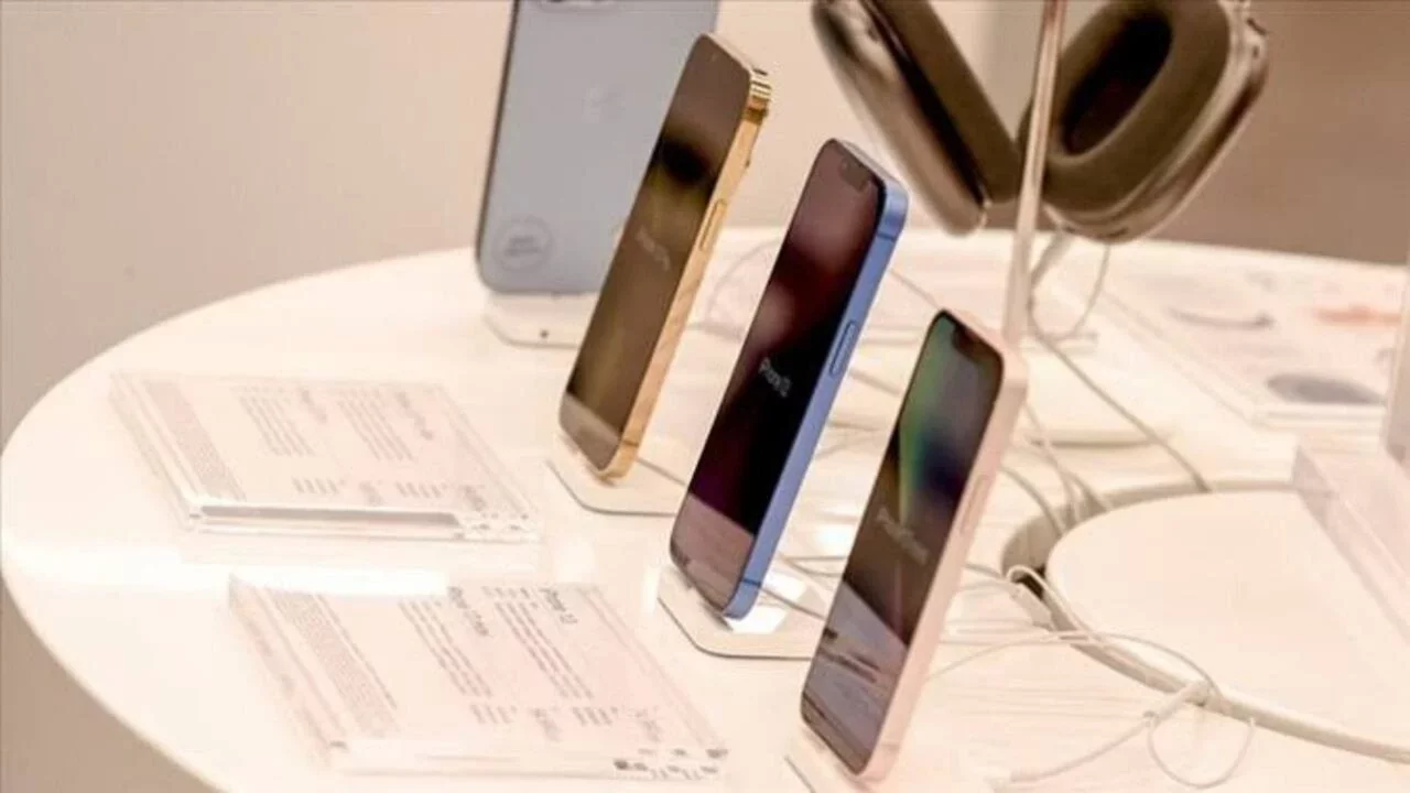 Apple hisseleri düştü: iPhone 18 Pro siparişlerinde kesinti iddiası