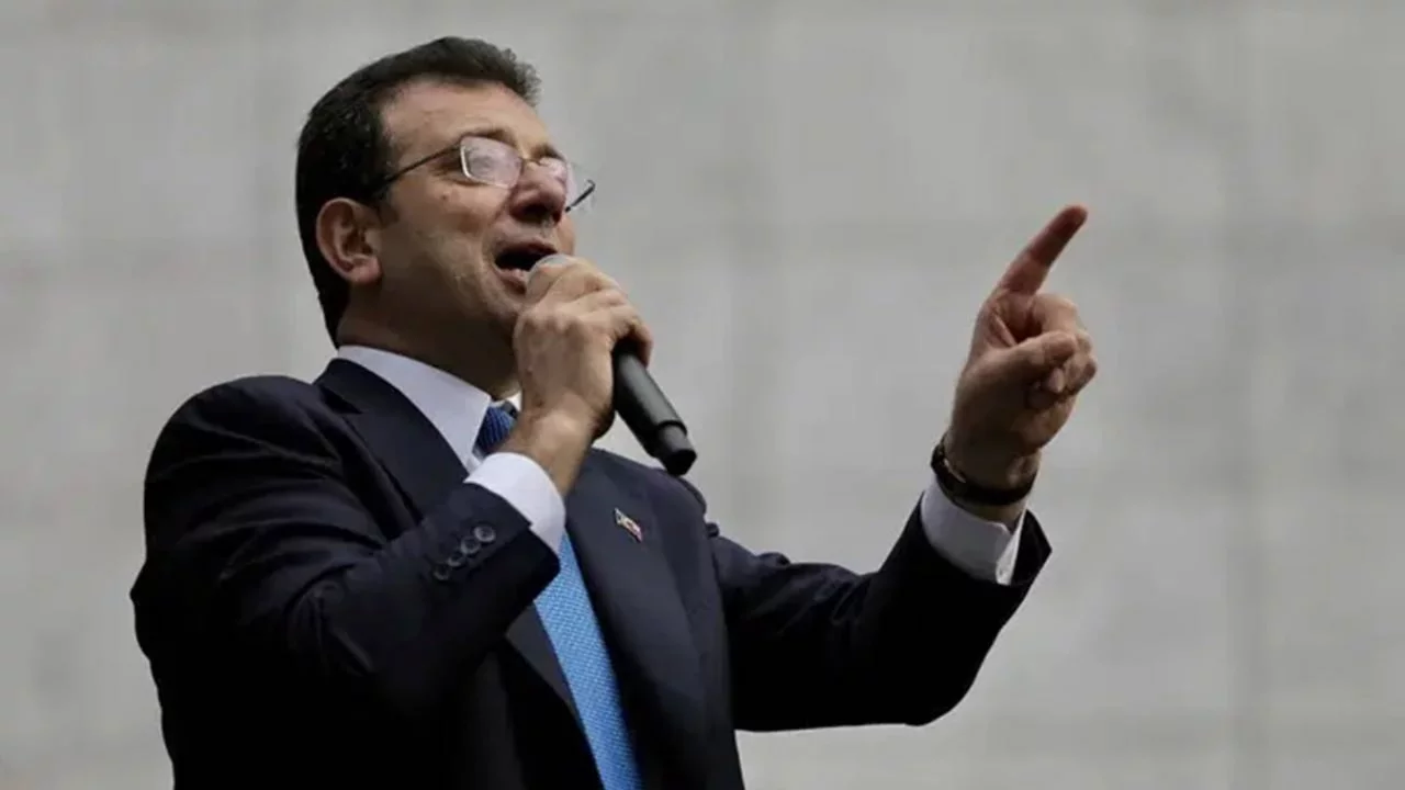 Ekrem İmamoğlu'ndan gazetecilerin tutuklanmasına tepki: 'Nedir bu korku?'
