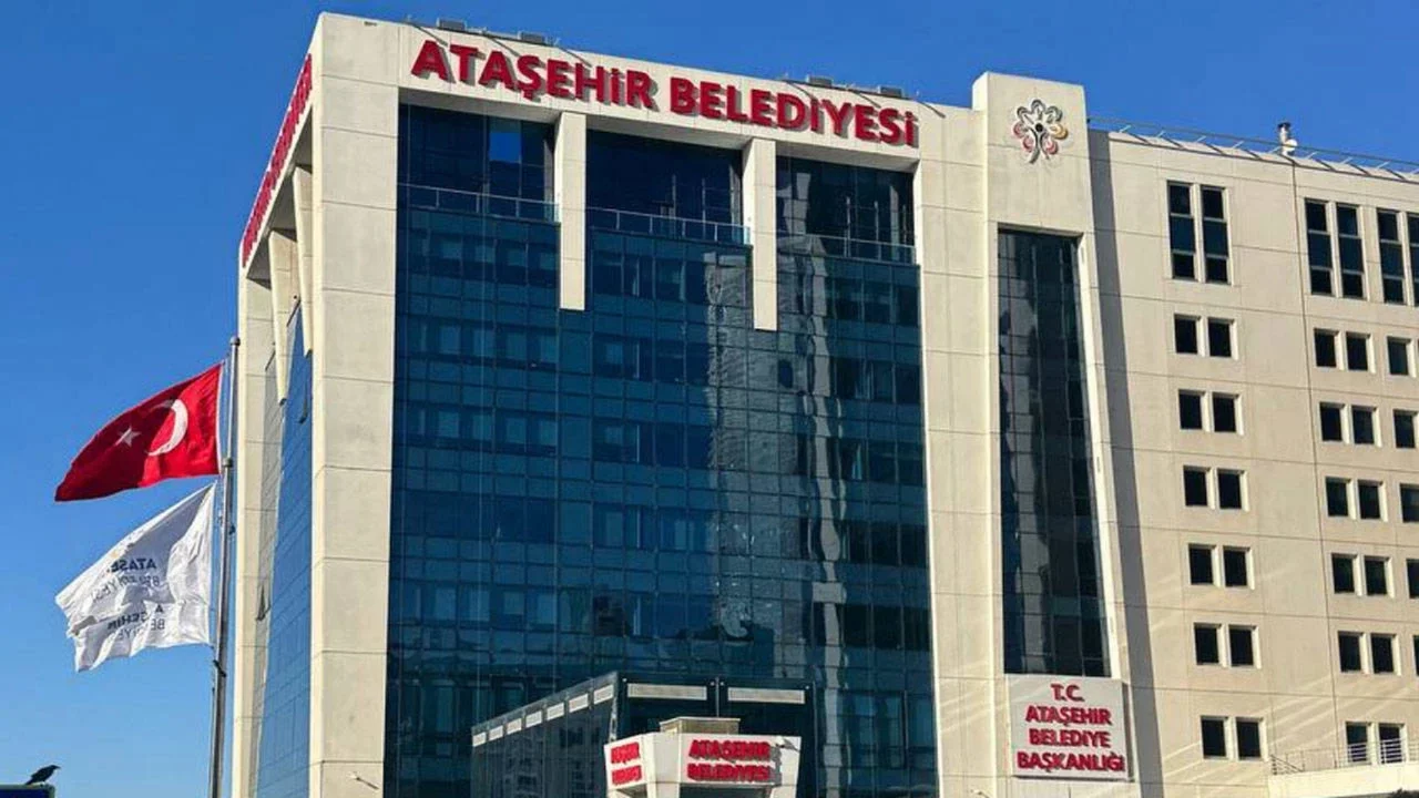 Ataşehir Belediyesi AK Parti'ye geçti!