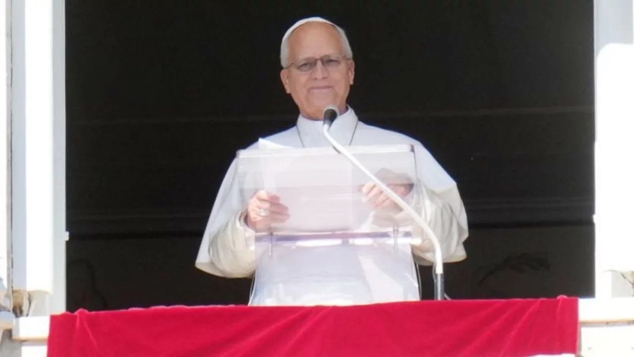 Papa 14. Leo'nun akciğerinde nodül tespit edildi