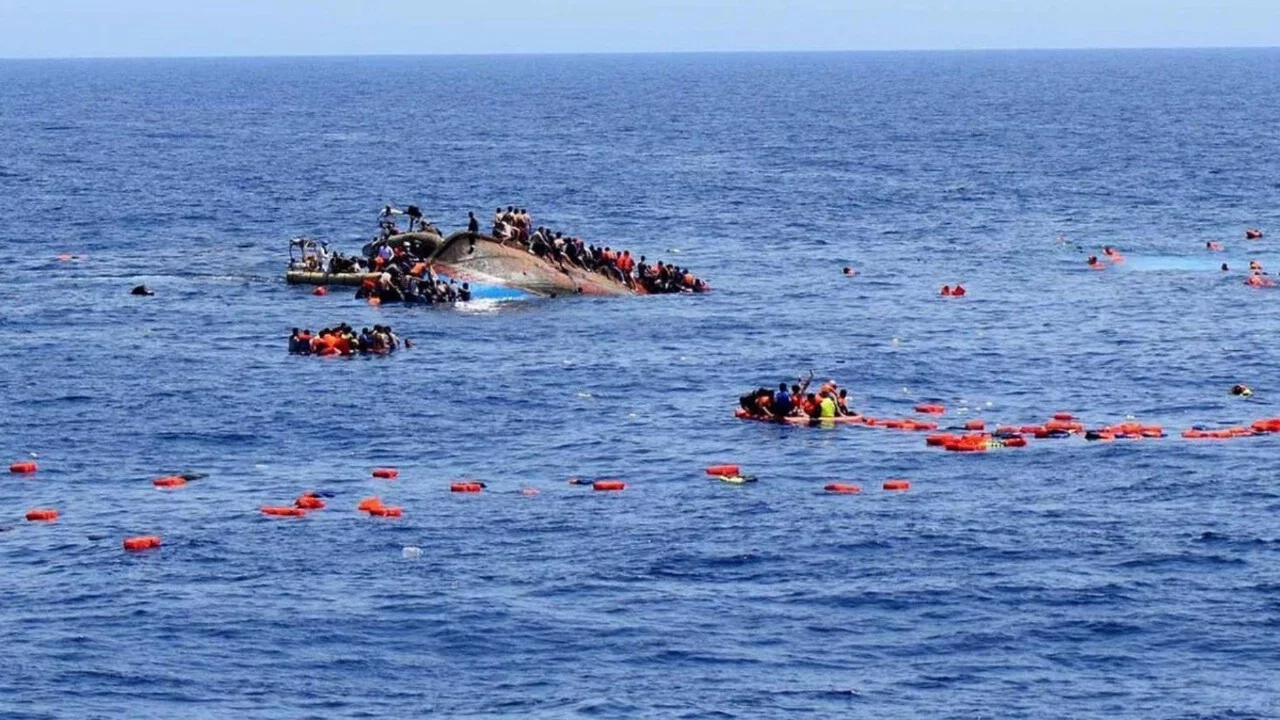 Cibuti açıklarındaki gemi kazası: 15'i çocuk 109 kişi öldü
