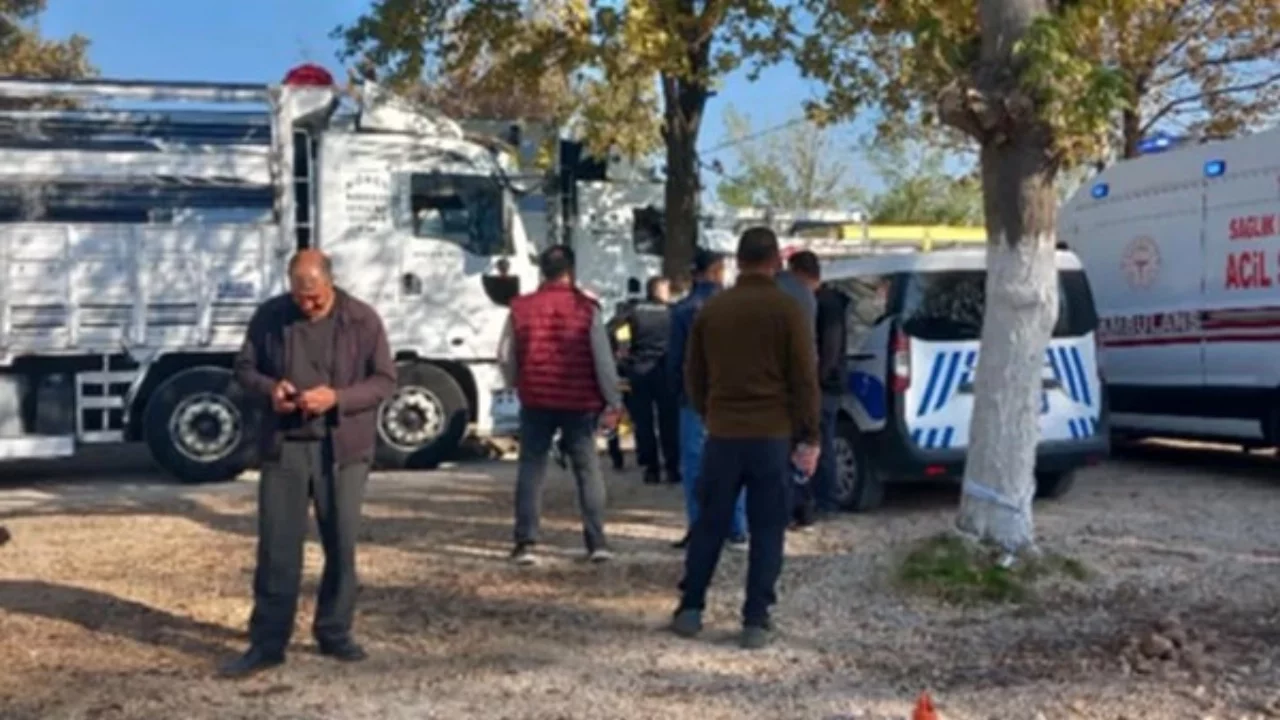 Bursa'da park halindeki kamyonda sürücü ölü bulundu
