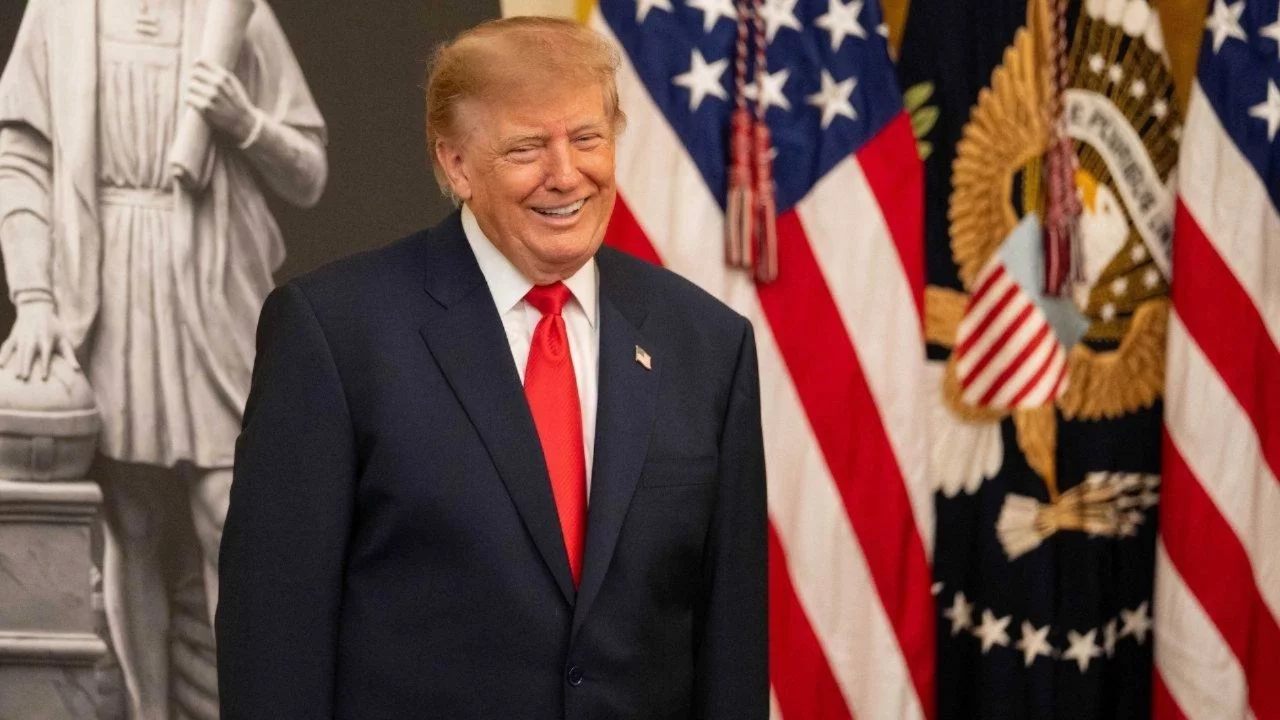 ABD Başkanı Trump'tan Hürmüz Boğazı'nın adını değiştirme önerisi