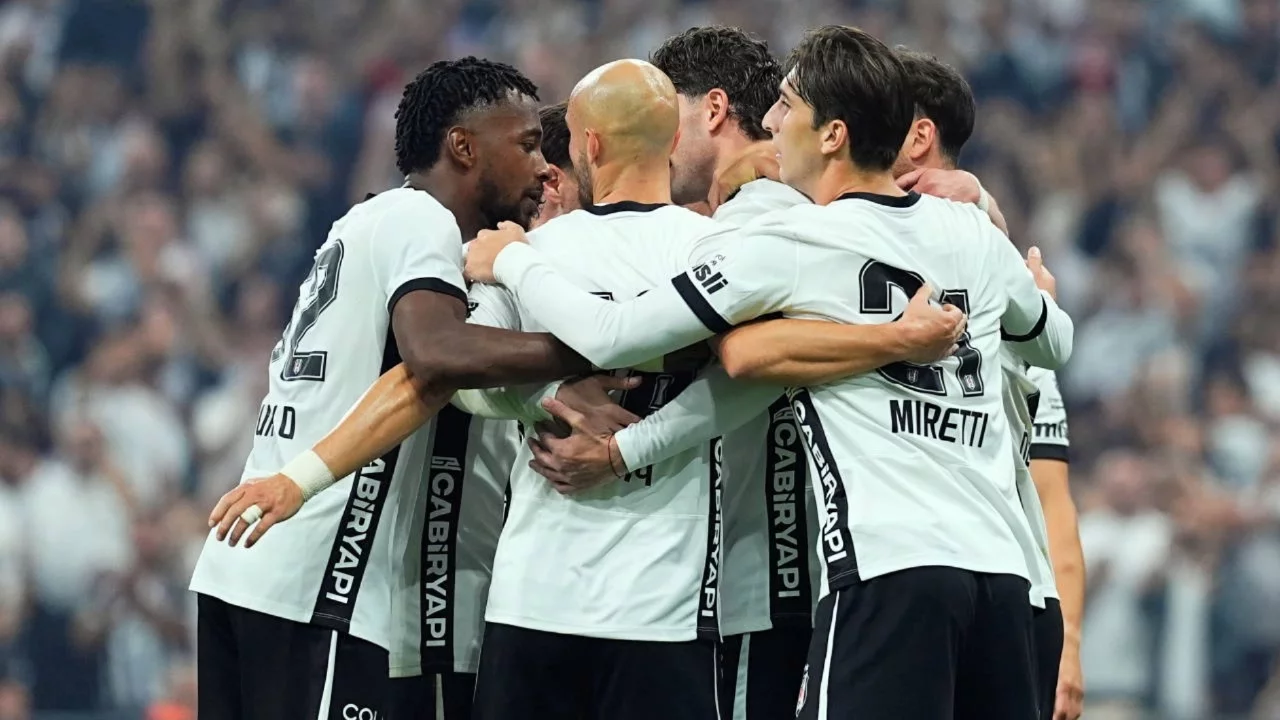 Beşiktaş, Kocaelispor'u 2-1 mağlup etti