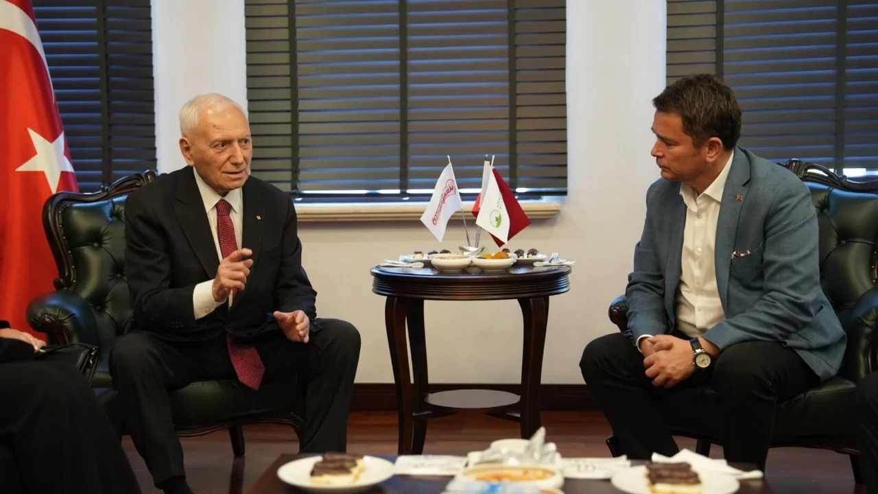 Osmangazi Belediye Başkanı Erkan Aydın ve Mehmet Haberal'dan tarih buluşması