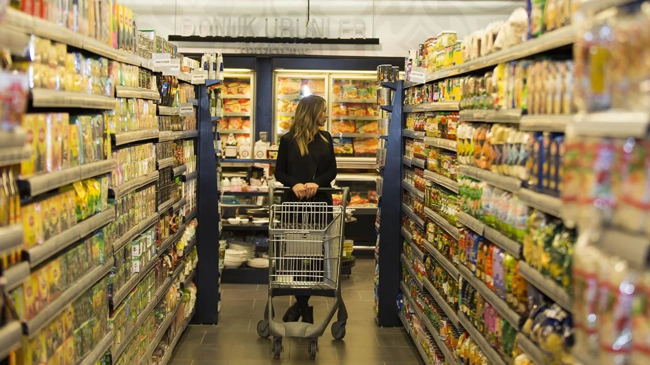 Fransa'da süpermarketlere siber saldırı: Sıcaklıklara müdahale edildi, donmuş ürünler bozuldu