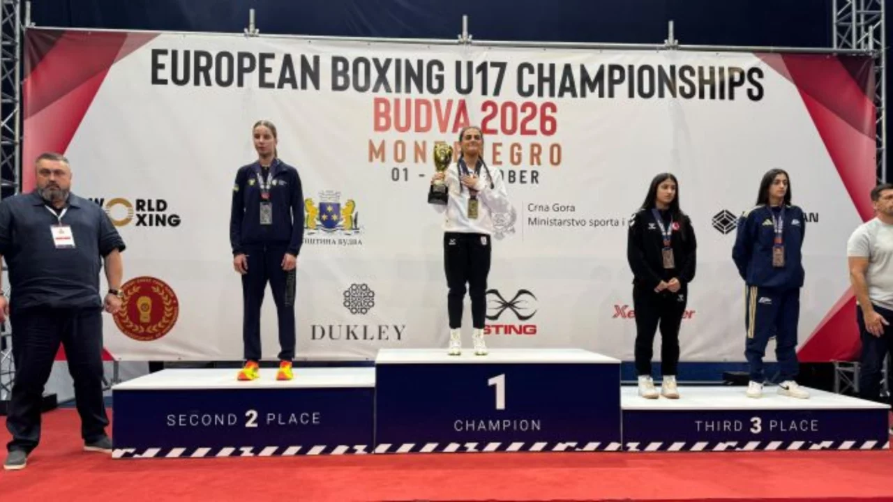 Bursa Büyükşehir Belediyesporlu Sudem Temuçin bronz madalyanın sahibi oldu