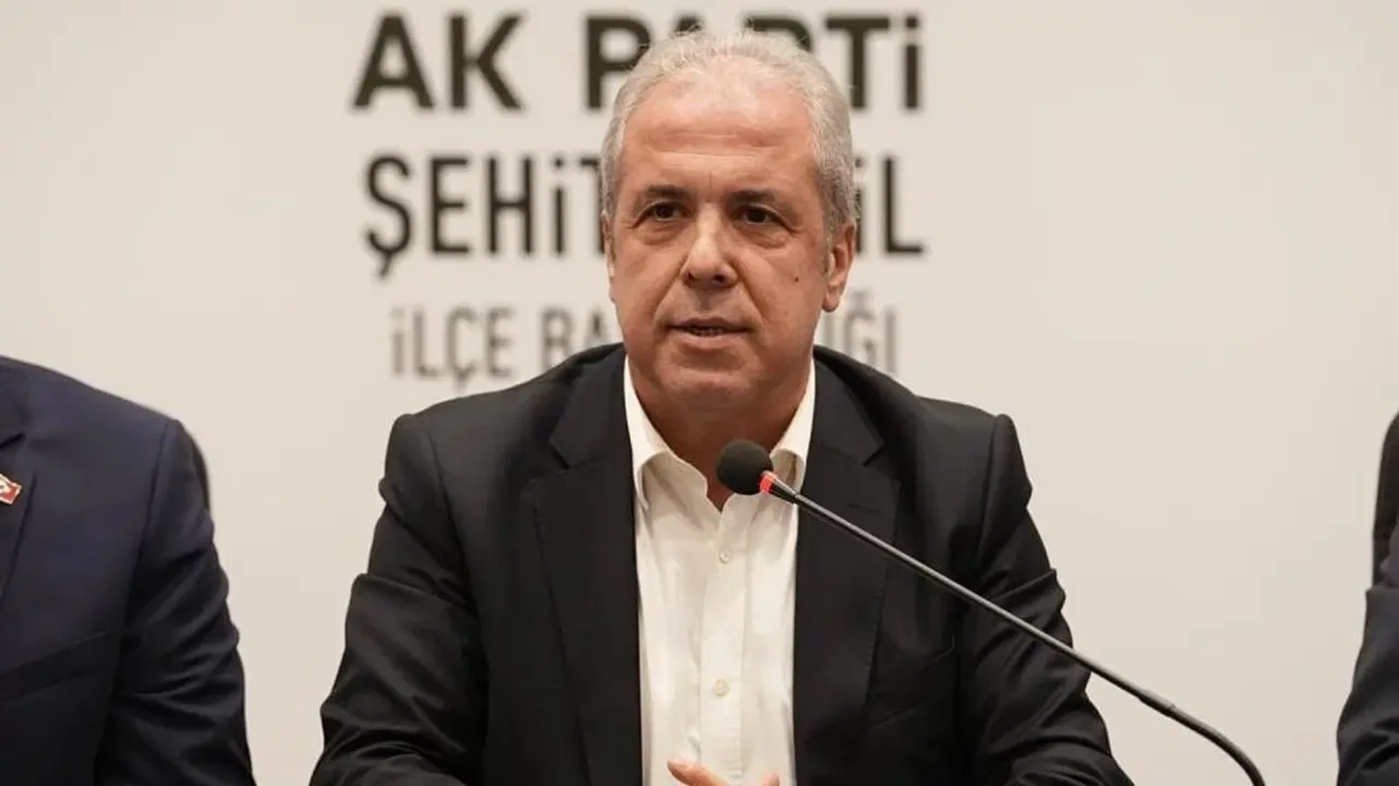 AK Parti'li isimden partisine eleştiri: 'Fon krizinde AK Parti tabanı daha öfkeli, emeklerini zay...