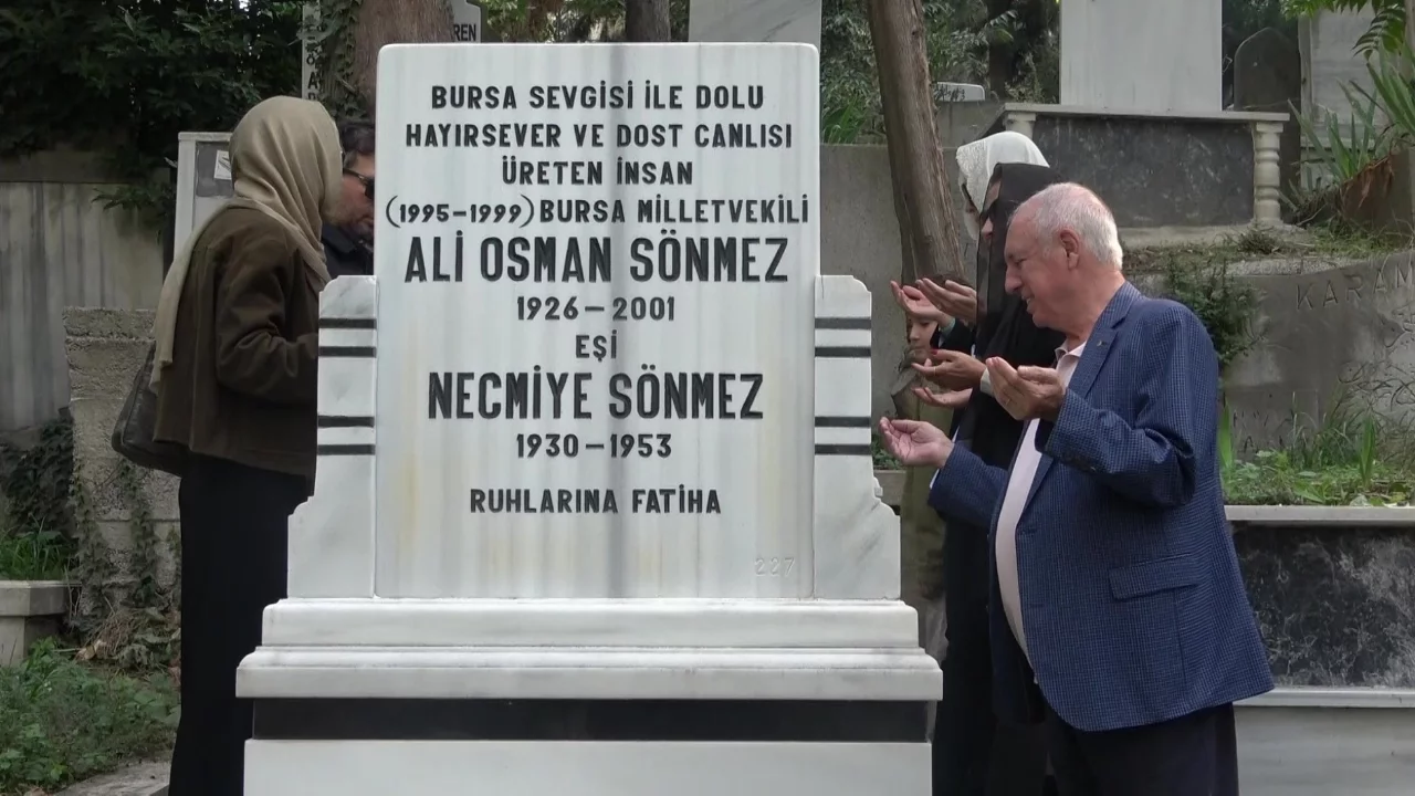 Ali Osman Sönmez, vefatının 25'inci yılında Bursa'da anıldı