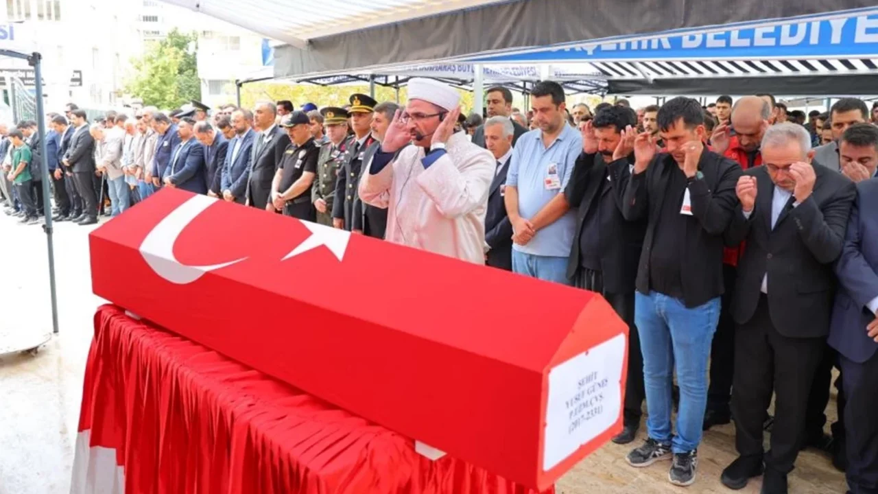 Şehit Uzman Çavuş Yusuf Güneş son yolculuğuna uğurlandı