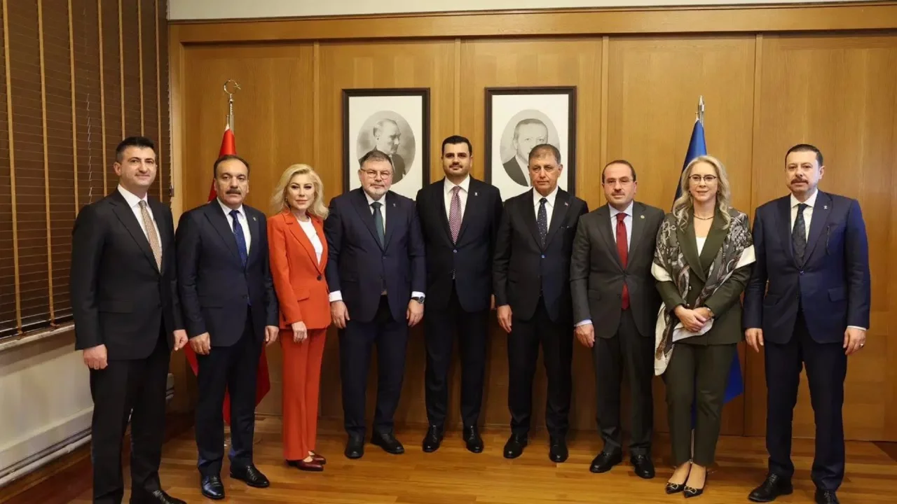 AK Parti'li vekil Tugay ziyaretinin perde arkasını aktardı