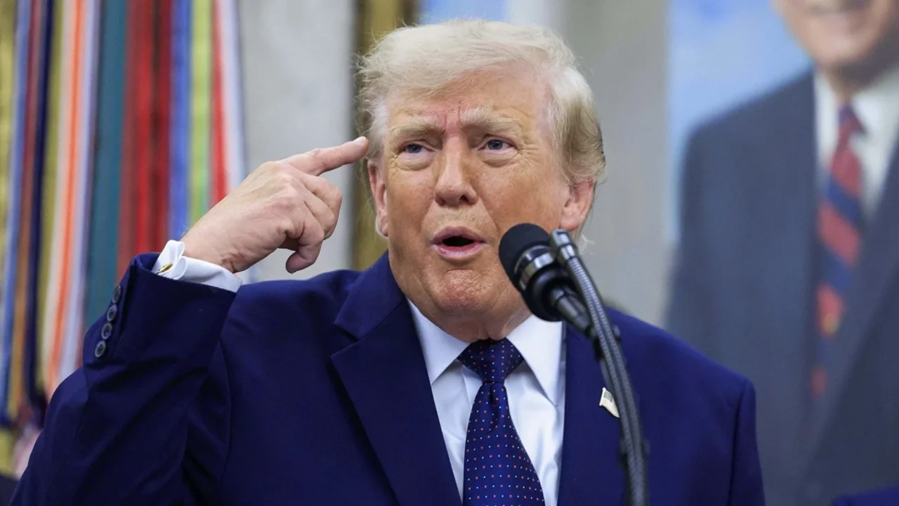 Trump'tan "sabrımız tükendi" açıklaması: İran'a ağır darbe indireceğiz
