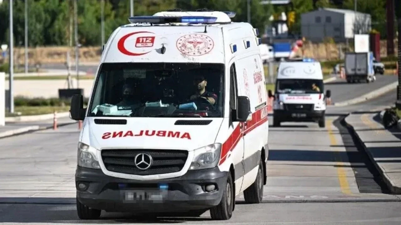 İzmir'de gıda zehirlenmesi: 80 işçi hastanelik oldu