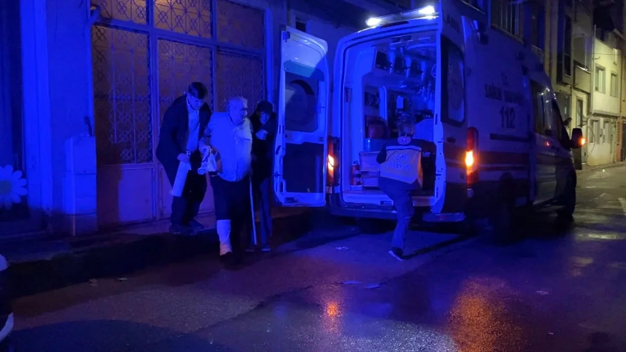 Bursa'da oksijen tüpü alev aldı: 64 yaşındaki adam yaralandı