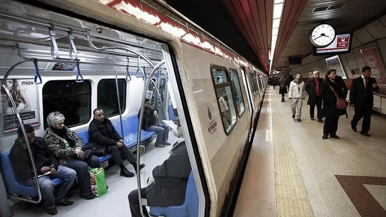 İstanbul'da metrolara yağış düzenlemesi: 2'ye kadar çalışacak