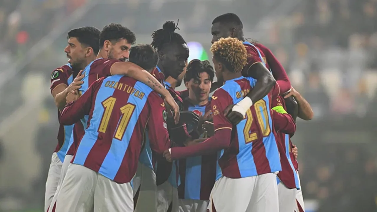 Finlandiya'da üçüncü gol geldi!