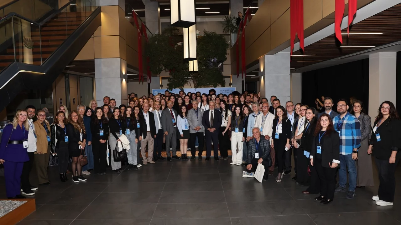 Nilüfer Belediyesi öncülüğünde "Geleceğin Liderleri" yolculuğu başladı