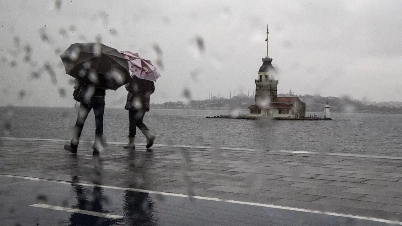 İstanbul'daki bazı üniversitelerde eğitime ara verildi